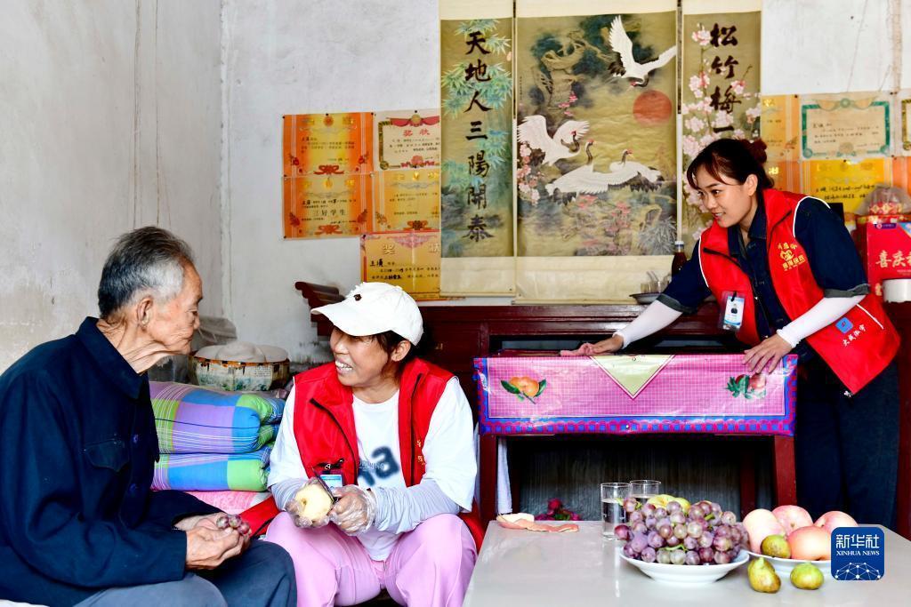 辉煌煌国际充